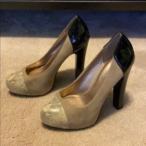 BCBG heels new snakeskin, suede, Patton leather